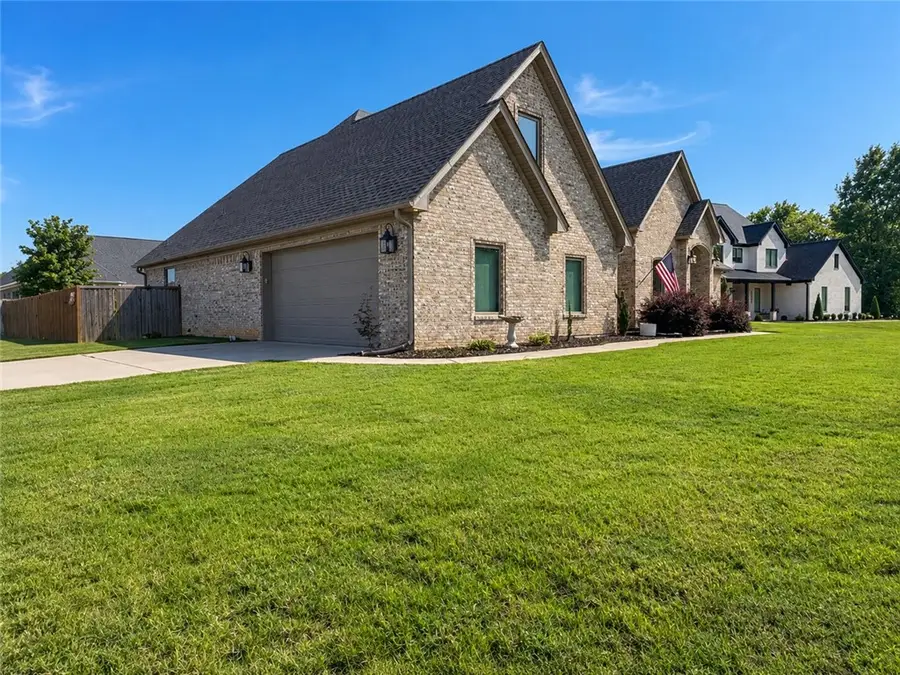 5305 Bentwater Drive, Benton, AR 72002 - #3