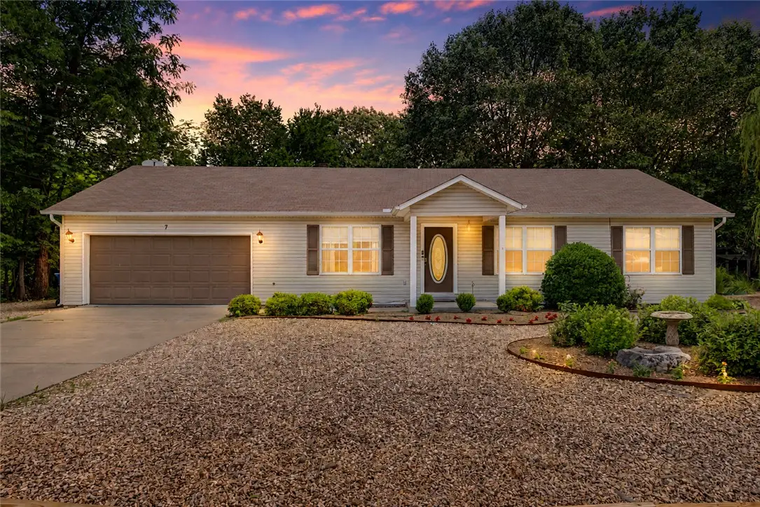 7 Walney Drive, Bella Vista, AR 72715 - #1