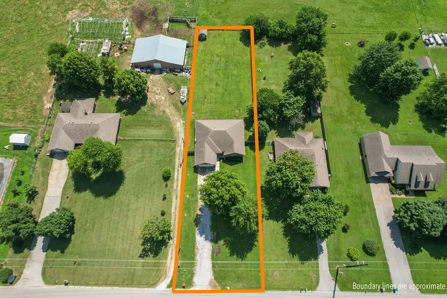 725 S Primrose Road, Lowell, AR 72745 - #2