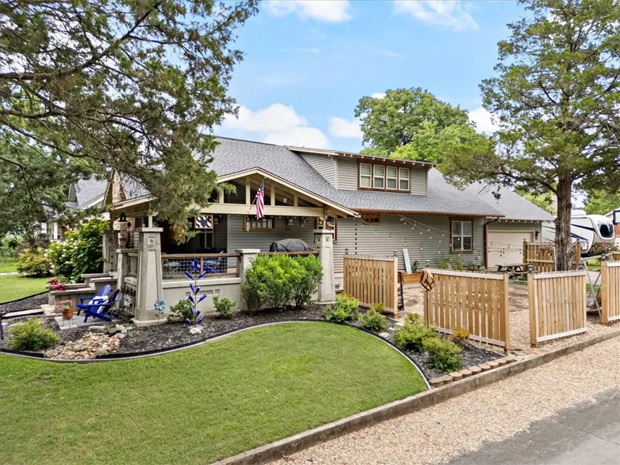 521 S College Street, Siloam Springs, AR 72761 - #3
