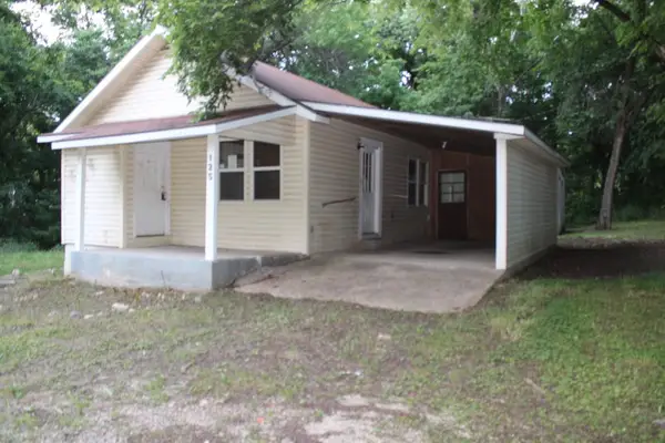 125 W Bradford Street, Pyatt, AR 72672