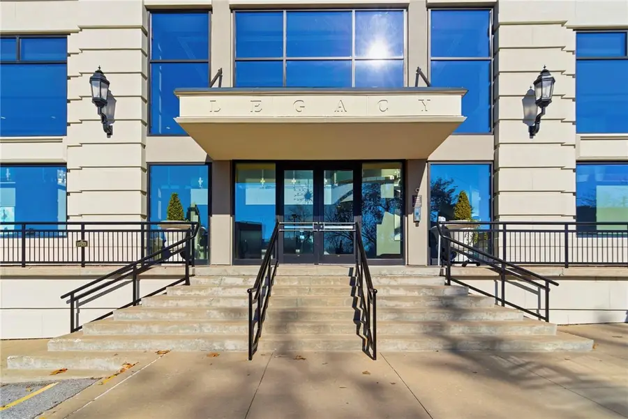 401 W Watson Street #401, Fayetteville, AR 72701 - #2
