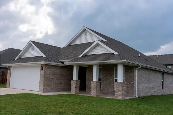 2510 Westbrook Loop, Pea Ridge, AR 72751