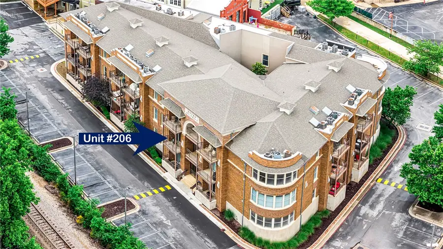 600 W Meadow Street #206, Fayetteville, AR 72701 - #2