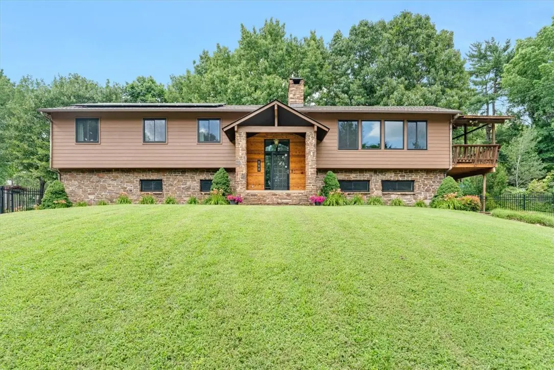 204 Shoreline Drive, Springdale, AR 72764 - #1