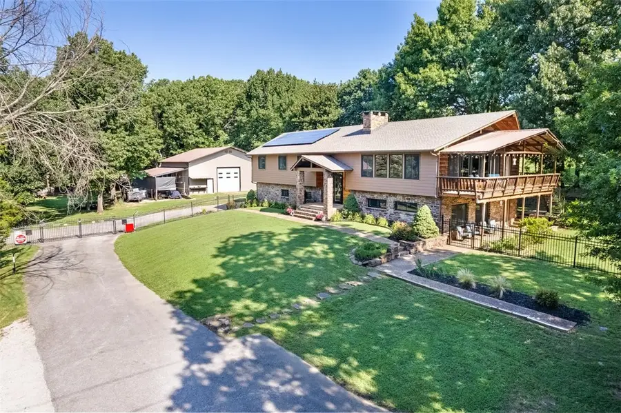 204 Shoreline Drive, Springdale, AR 72764 - #2