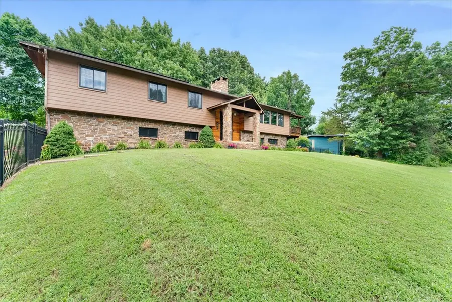 204 Shoreline Drive, Springdale, AR 72764 - #3