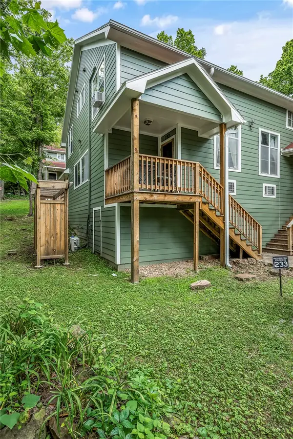 233 Gregg Avenue, Fayetteville, AR 72701