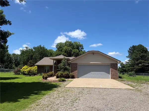 286 Meadowrue Road, Russellville, AR 72802