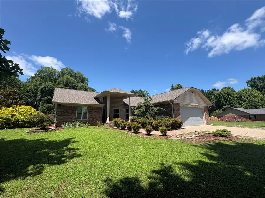 286 Meadowrue Road, Russellville, AR 72802 - #2