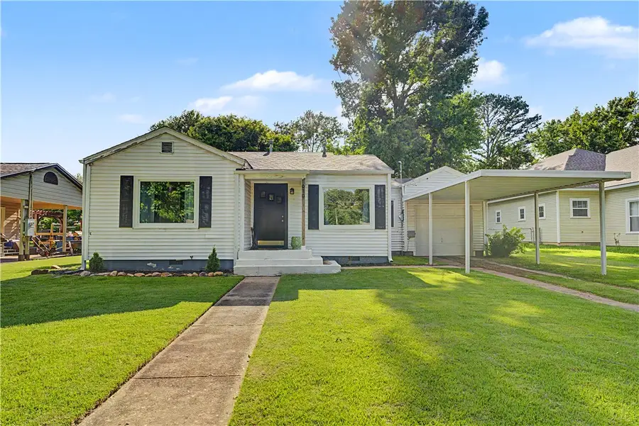 610 South Oak Hill Street, Siloam Springs, AR 72761 - #2