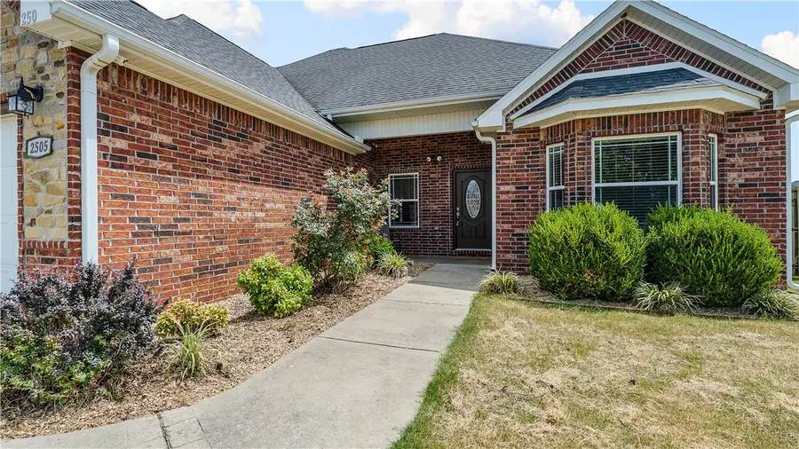 2505 SW Worthington Avenue, Bentonville, AR 72713 - #2