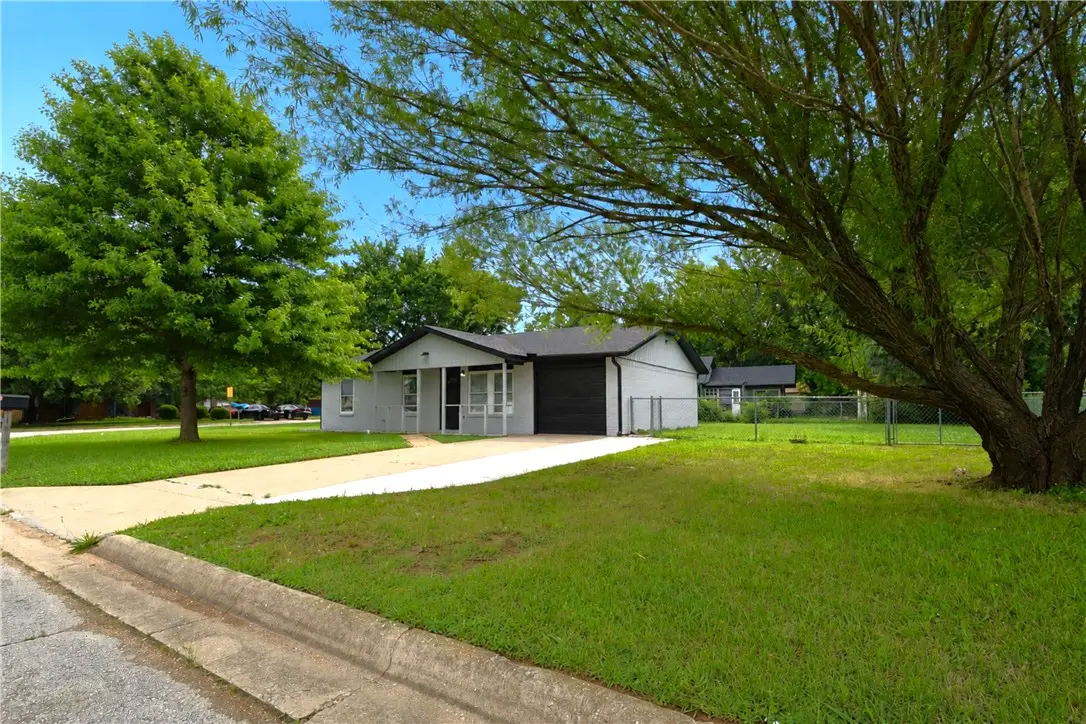 2511 N 4th Street, Rogers, AR 72756 - #1