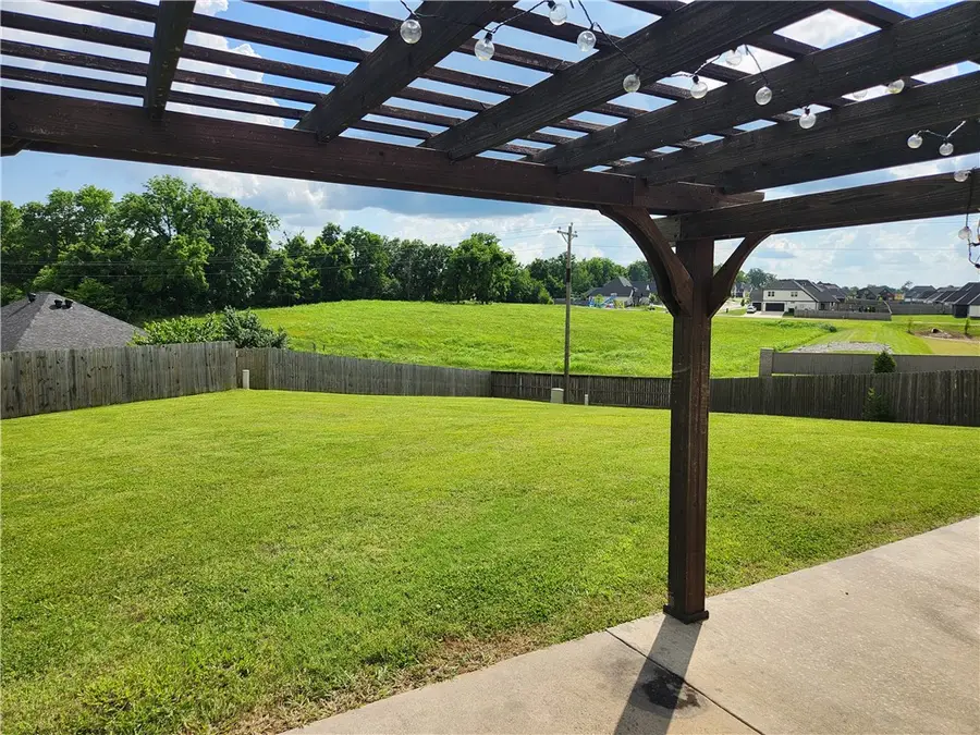 2607 Whispering Woods Court, Lowell, AR 72745 - #2