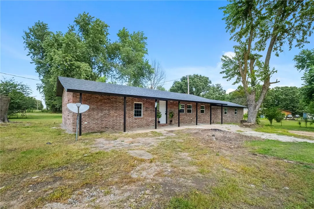 57128 690 Road, Colcord, OK 74338 - #1