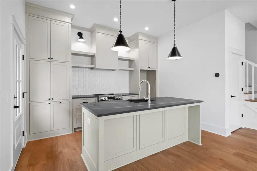 267 E 11th Street, Fayetteville, AR 72701 - #3