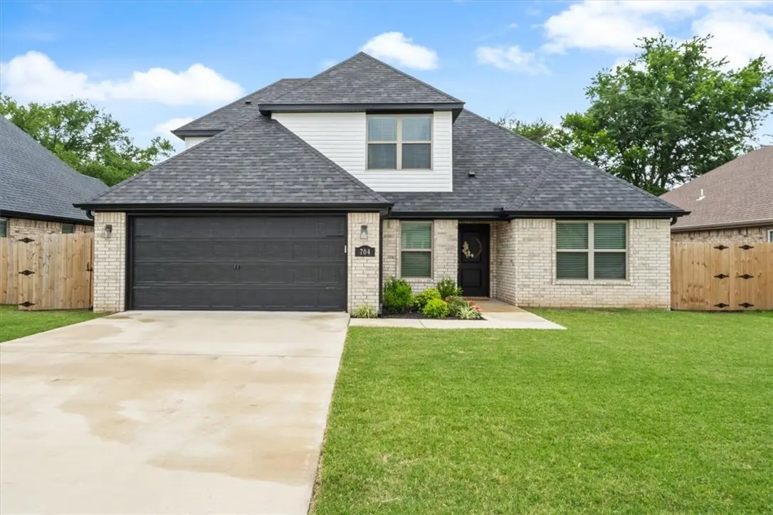 704 Taylor Street, Siloam Springs, AR 72761 - #1