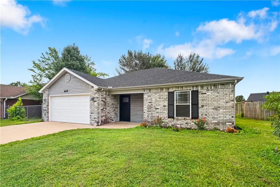 609 Birmingham St Sw, Gravette, AR 72736 - #2