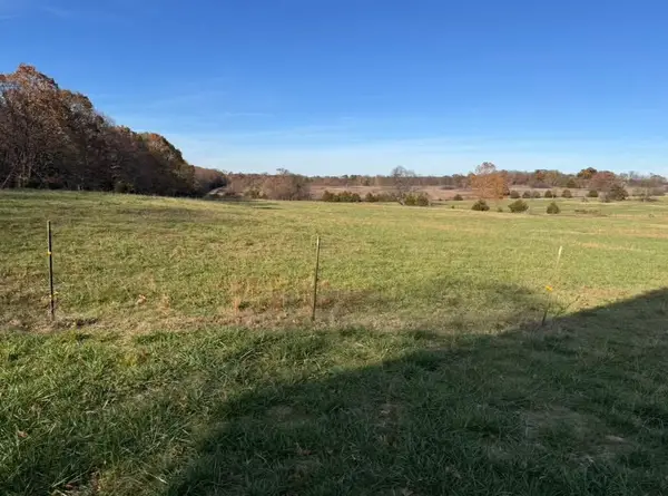 10916 Jaybird Road, Gravette, AR 72736