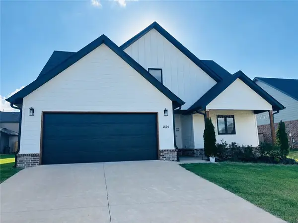 4800 SW Elderwood Street, Bentonville, AR 72713