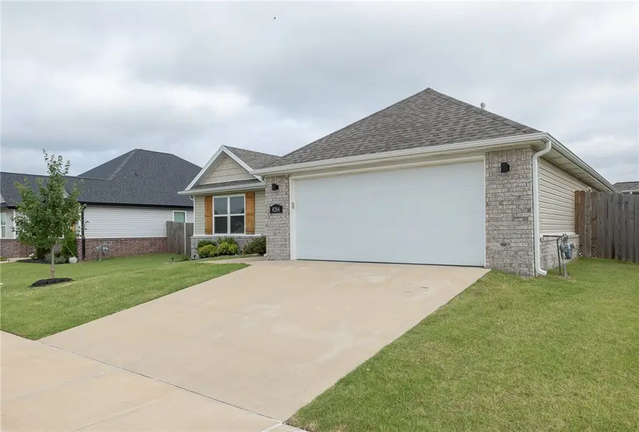 4266 W Cactus Place, Fayetteville, AR 72704 - #2