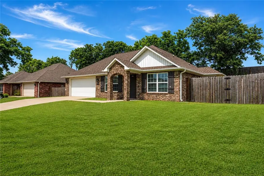 804 Brook Street, Gentry, AR 72734 - #2