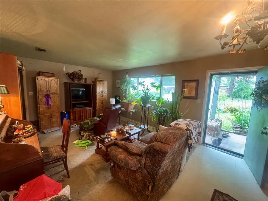 403 E 13th Street, Russellville, AR 72801 - #3