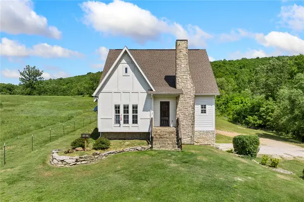 6935 Bear Creek Drive, Harrison, AR 72601