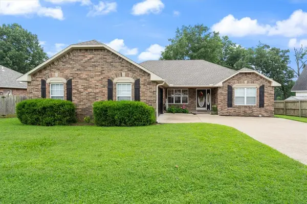 803 Katie Lane, Siloam Springs, AR 72761