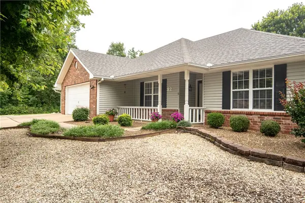 82 Magrath Drive, Bella Vista, AR 72715