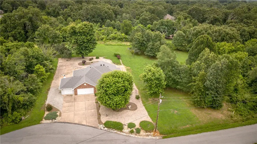 82 Magrath Drive, Bella Vista, AR 72715 - #3