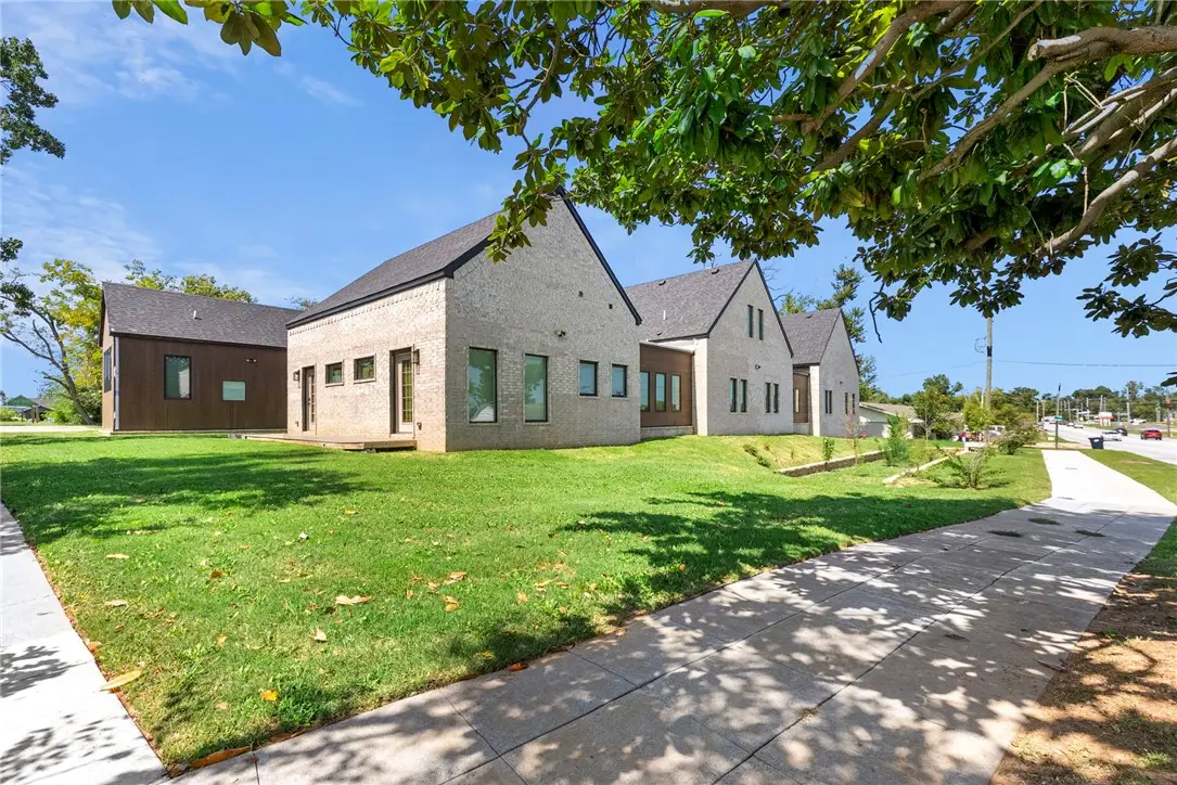 510 N 8th Street, Rogers, AR 72756 - #1