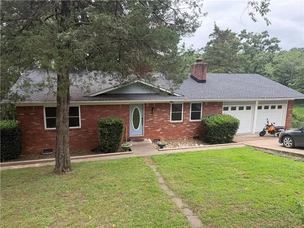 207 W 23rd Street, Russellville, AR 72801