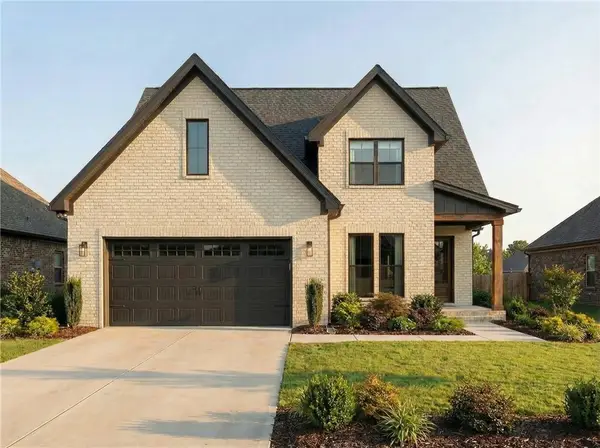 316 S Happy Hollow Road, Fayetteville, AR 72701