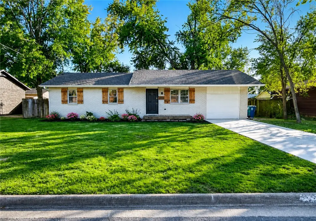 2306 SE 9th Street, Bentonville, AR 72712 - #1