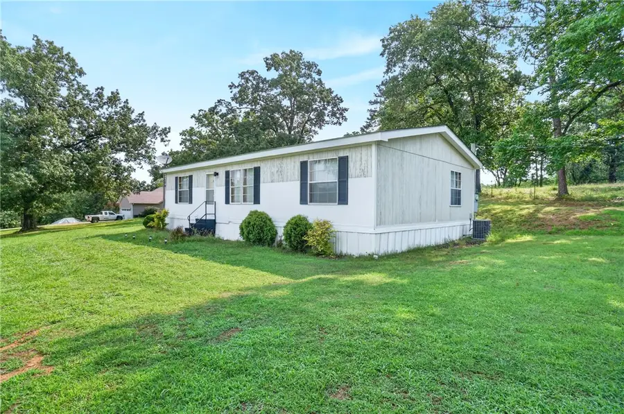 20 White Road, Russellville, AR 72802 - #2
