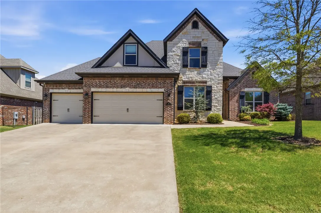 100 NW Highland Road, Bentonville, AR 72712 - #1