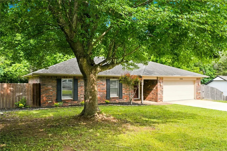 2709 N Wakefield Place, Fayetteville, AR 72703 - #3