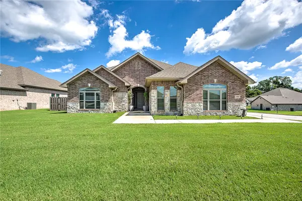 2400 Graham Lane, Pea Ridge, AR 72751