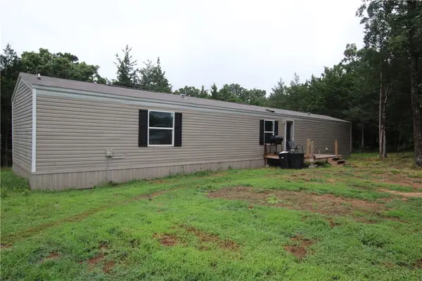 28 Red Oak South, Delaware, AR 72835