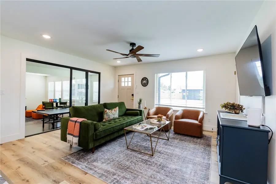 810 NW Carson Drive, Bentonville, AR 72712 - #3