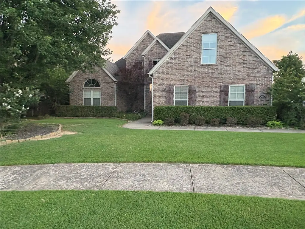 6407 SW Heritage Avenue, Bentonville, AR 72713 - #1