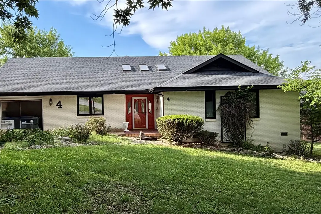 4 Fairway Place, Eureka Springs, AR 72631 - #1