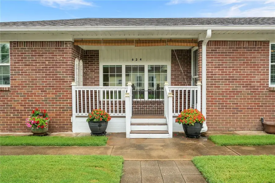 624 Locke Street, Alma, AR 72921 - #2