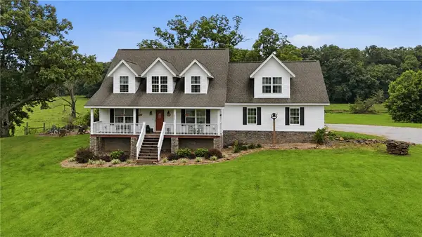 4020 & 4028 Hayden Road, Pea Ridge, AR 72751