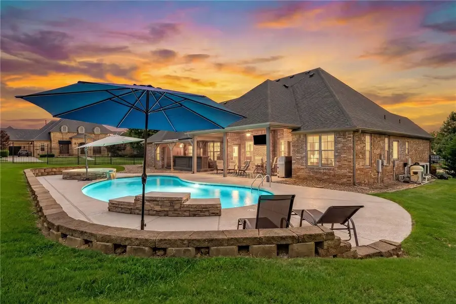1255 Edinburgh Loop, Elm Springs, AR 72762 - #3