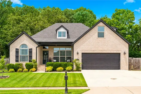 4636 W Bittersweet Drive, Fayetteville, AR 72704