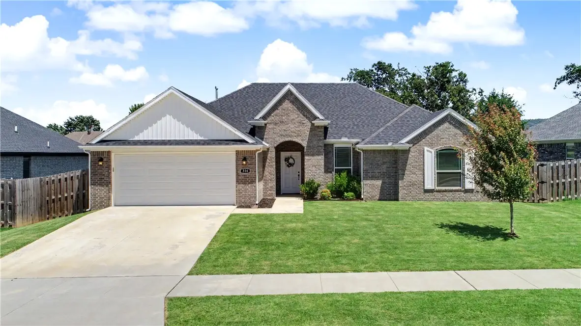 316 W Tyler Road, Farmington, AR 72730 - #1