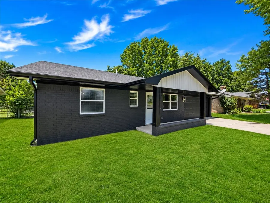 1704 S West End Street, Springdale, AR 72764 - #3