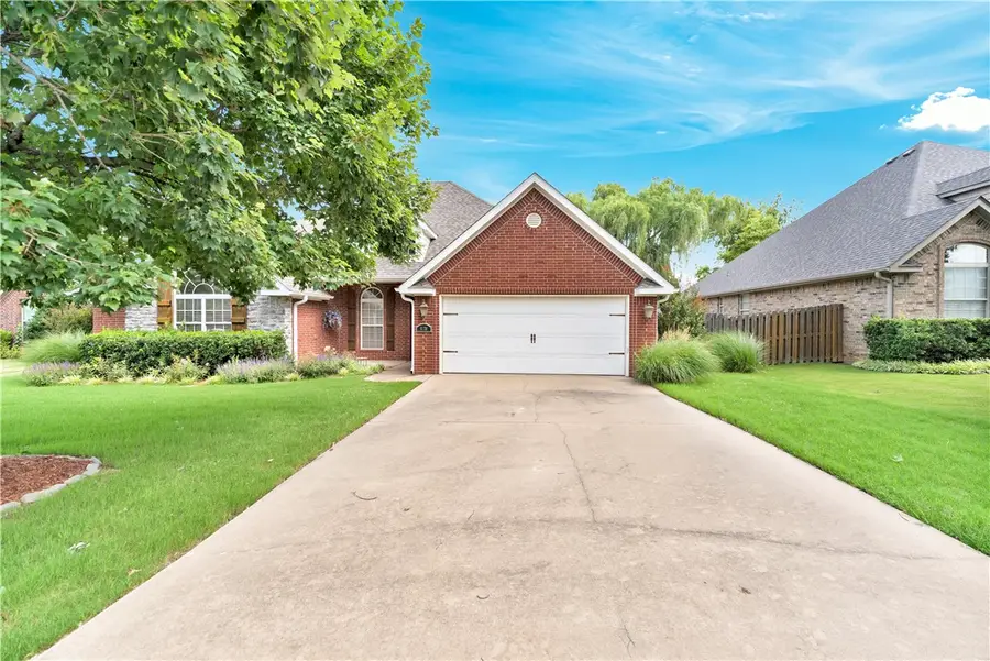 8176 Anna Maria Avenue, Springdale, AR 72762 - #3